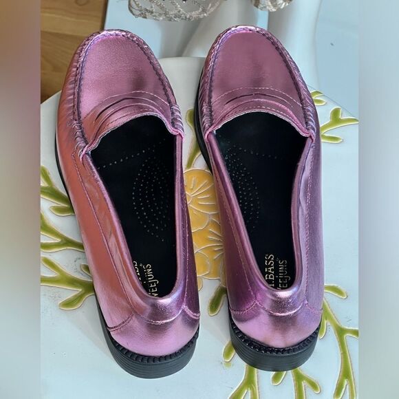 Urban Outfitters G.H.BASS Whitney
Weejuns Loafer / size 6.5 M - Picture 7 of 10